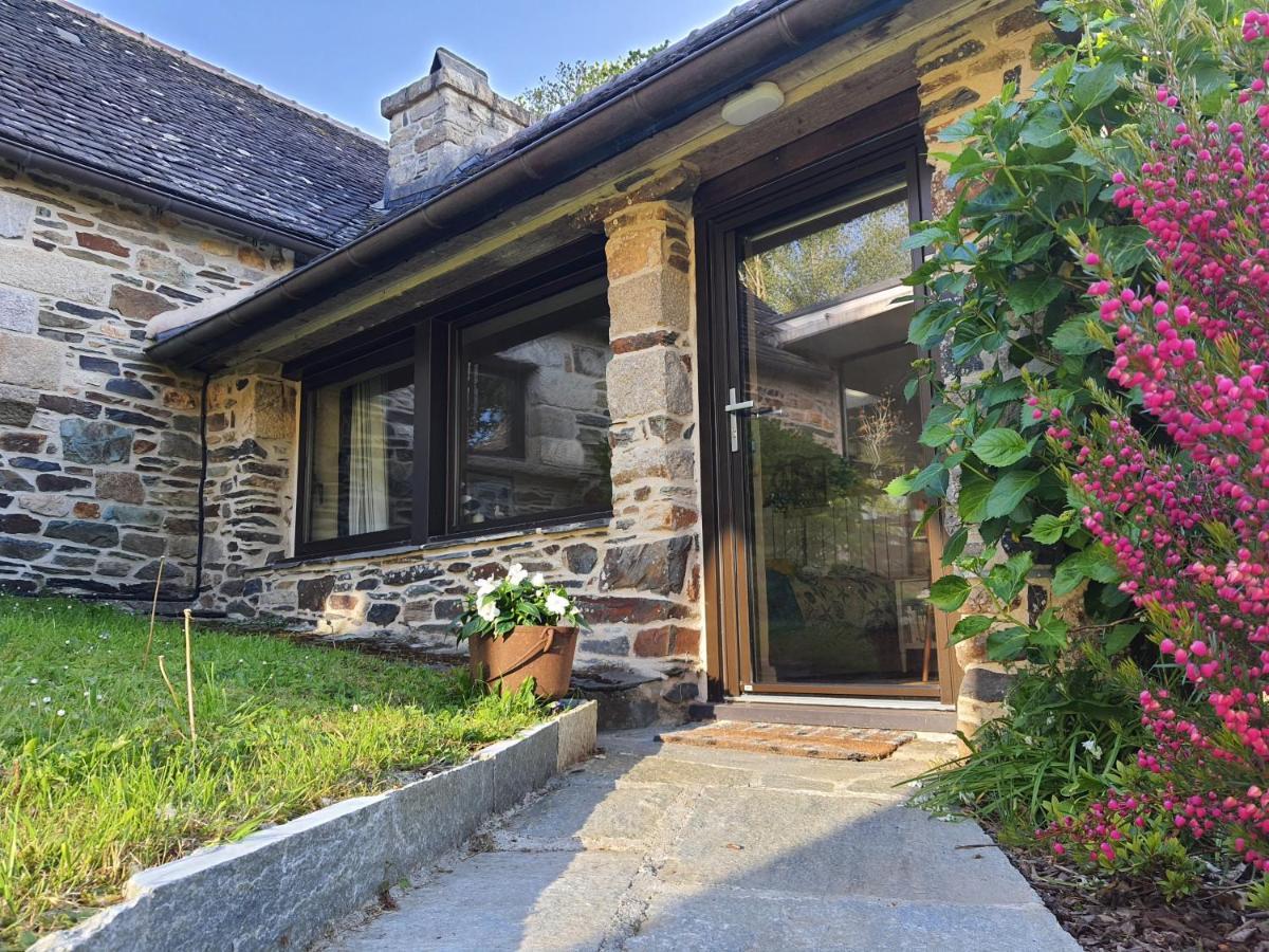 Ty La Source Bed & Breakfast Plestin-les-Greves Exterior photo